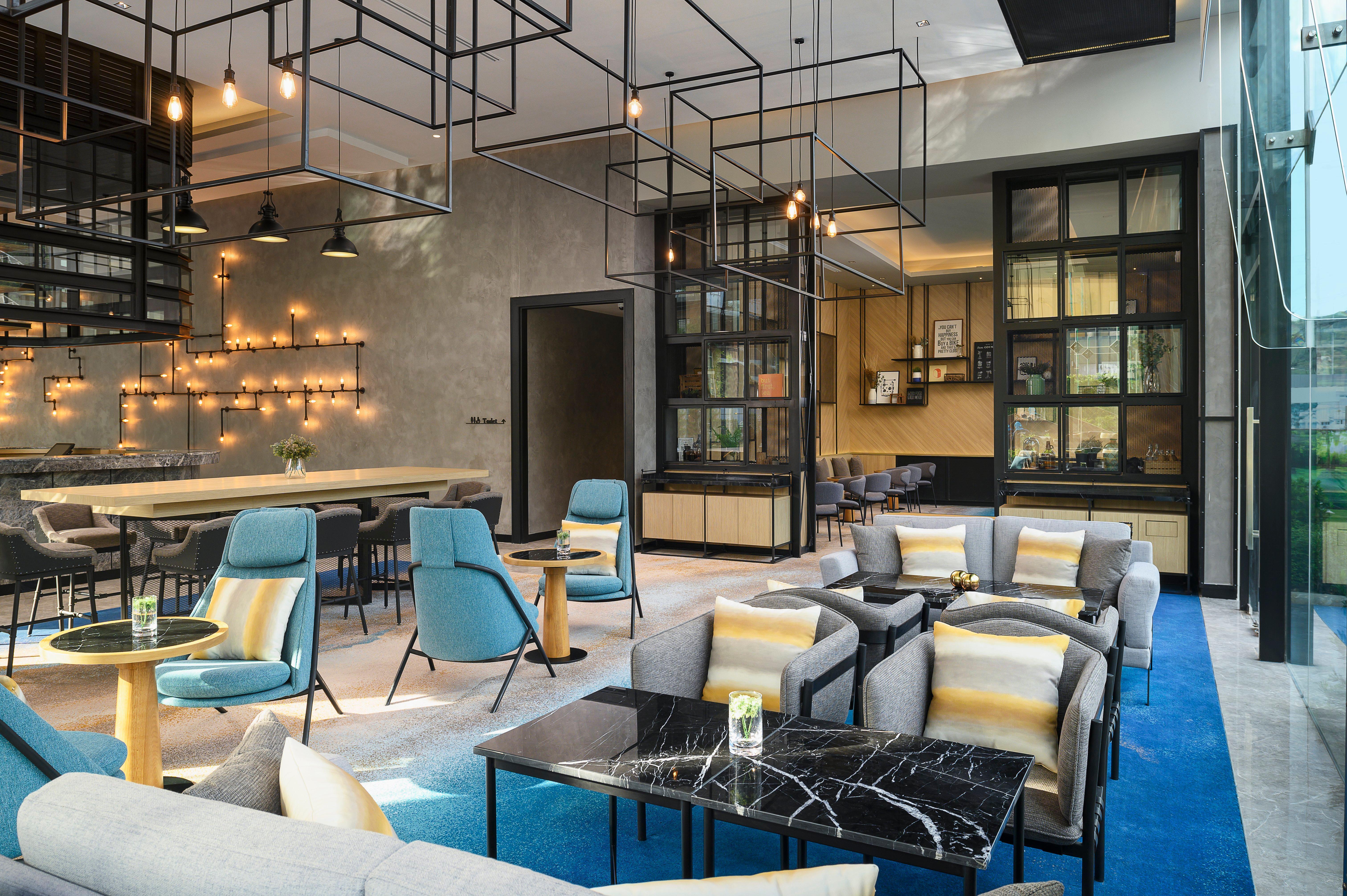 Holiday Inn & Suites Siracha Laemchabang By Ihg Сирача Экстерьер фото