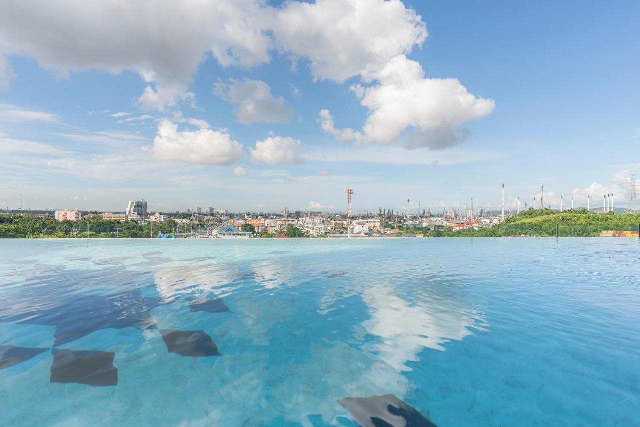 Holiday Inn & Suites Siracha Laemchabang By Ihg Сирача Экстерьер фото